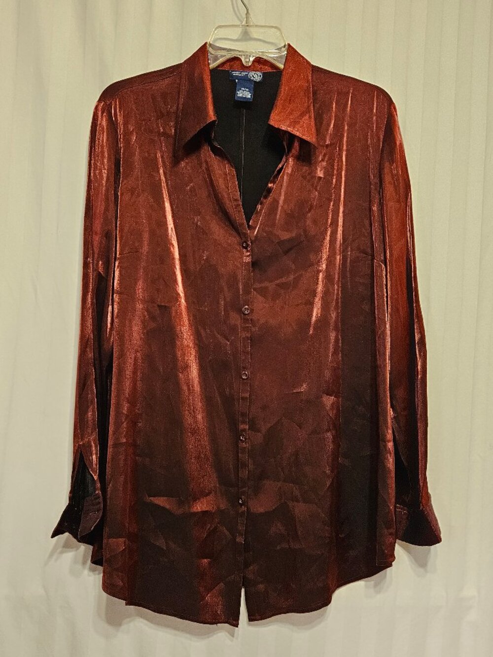 Lane Bryants Venesia Jeans Clothing co. Y2K clothing, Ruby Red shimmer blouse
